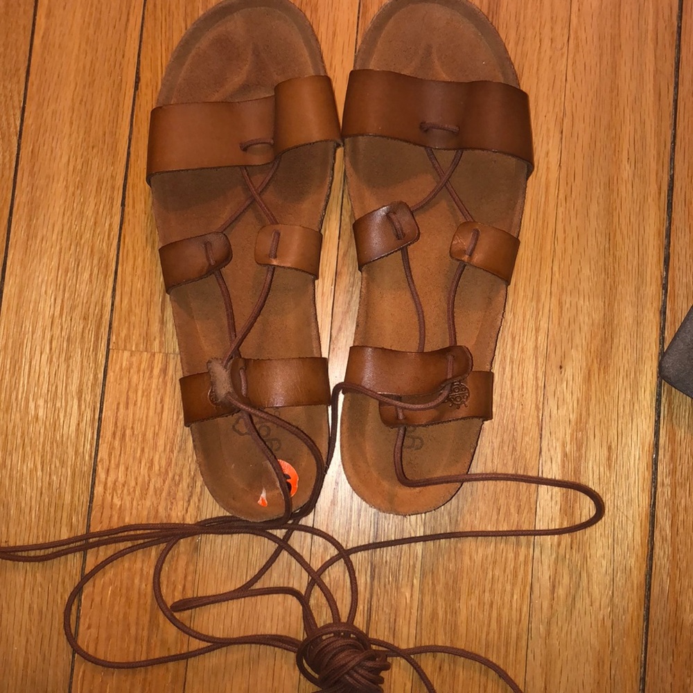 Sandal